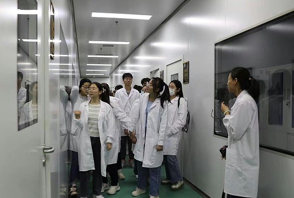 欢迎走进“九多肉多酱卤文化园”工业旅