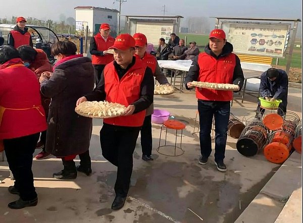 同题参见同时积极引导贫困户养成文明健